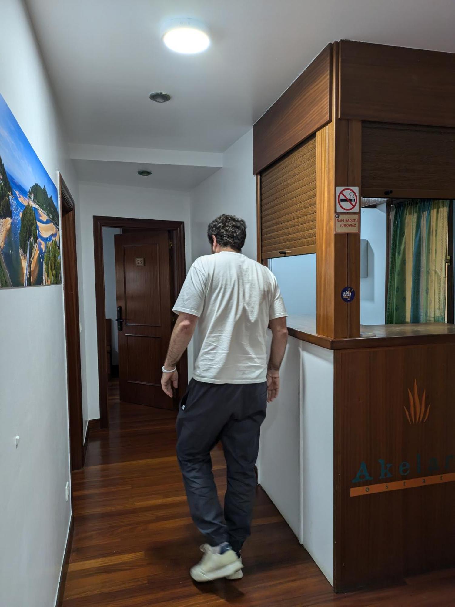 Akelarre Ostatua Hotell Guernica y Luno Eksteriør bilde